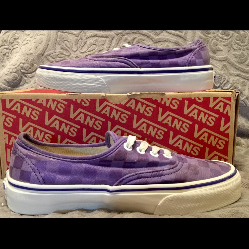 VANS AUTHENTIC LAVENDER & PURPLE CHECKERED LACE UP